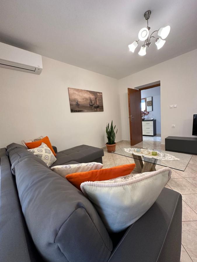B&S Saranda Apartment Exterior foto